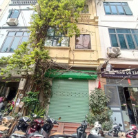 Ô Tô Tránh -Kinh Doanh-Phân Lô Cán Bộ-Vị Trí Đắc Địa 30M Ra Mặt Phố - Dân Trí Cao Ở Sướng