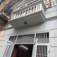 Bán Nha Gần Mặt Phố Tân Mai Quận Hoàng Mai,30M2X4 Tầng, Sổ Đỏ Chính Chủ, Gần Bến Xe ,Trường Học