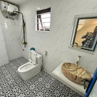 Bát Khối - Nguyên Căn 46M2 5 Tầng - Gara - Full Đồ - 15 Triệu