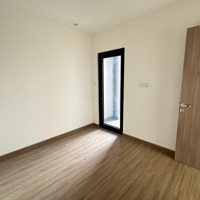 Gấp 2 Phòng Ngủgiá Bán 2,94 Tỷ Tt 2,793 Tỷ Trong 16 Tháng Nhận Nhà, Mua Trực Tiếp Cđt, Nhà Mới. Liên Hệ: 0938052727