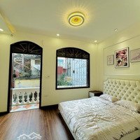 Mặt Ngõ, Gần Phố, Kinh Doanh, Lô Góc, Full Công Năng. Diện Tích: 42M 5T, Mt5M Giá Bán 5,4 Tỷ