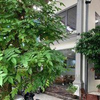 Mặt Tiền Lã Xuân Oai. Dt: (10X15)M=150M2, Đoạn Gần Lê Văn Việt. Sẵn Nhà 2 Tầng, Đang Cho Thuê