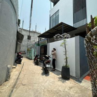 Bán Đất Kiệt 2.5M Cù Chính Lan. Gần Trường Gần Chợ. S= 113M2 Ngang Hơn 5M4. Giá: 26.5 Triêu/M2