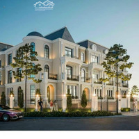 Biệt Thự Có Hầm, Hố Chờ Thang Máy, Nhận Nhà Ngay, Đối Diện Vườn Hoa Ciputra. Liên Hệ: 0983650098