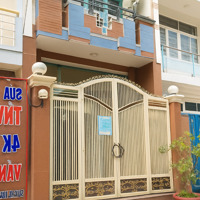 Bán Nhà Quận 10, Ngay Chợ Nguyễn Tri Phương, 47M2, 4 Tầng, 4 Phòng Ngủ, Hẻm Ô Tô Thông Nhỉnh 9 Tỷ