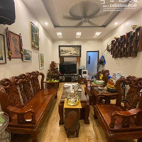 Bán Nhà Mặt Phố Chùa Bộc -Quận Đống Đa -Vỉa Hè -Kinh Doanh -Dòng Tiền -52 /102 M2-7 Tầng
