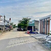 Căn nhà sổ riêng , full thổ cư , thiết kế 1 trệt 1 lầu ngay cây xăng Đức Hưng đang hạ giá bán nhanh