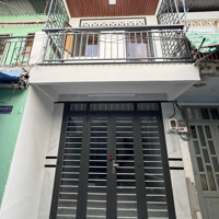 Chính Chủ Bán Nhà Hẻm 127/ Ni Sư Huỳnh Liên 3.05M X 8.25M Trệt, 1 Lầu, 2 Phòng Ngủ 1Wc