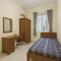 Bán Nhà Văn Hội, Đức Thắng, Bắc Từ - Ngõ Ô Tô Tránh- 4 Bánh Đỗ Cửa- Giá Cực Đầu Tư