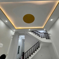 Bán Nhà 80M2, Ngõ Rộng, Cách Phố Chỉ 70M, Gần Bến Xe Yên Nghĩa