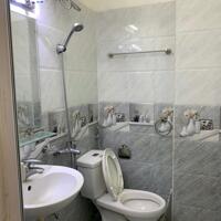 Cho thuê nhà ngõ 120 Tân Mai 25m2 x 4 tầng, 3 ngủ, 9 Triệu ở gđ, nhóm ngoan