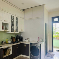 Bán Căn Hộ Tập Thể Hoàng Cầu, 100M2, Ô Tô Tránh, 3 Ngủ, Full Nội Thất, 5,3 Tỷ