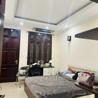 Bán Căn Hộ Tập Thể Hoàng Cầu, 100M2, Ô Tô Tránh, 3 Ngủ, Full Nội Thất, 5,3 Tỷ
