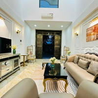 Bán Nhà Mặt Tiền Ngay Trường Sơn Tân Bình ,Dt:6X12M ,1 Trệt 3 Lầu Giá Bán 14 Tỷcó Thương Lượng(Lh Kim 0938113447)