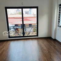- Bán Nhà Mới Koong Phố Giang Biên, Gara Ô Tô Thông Thang Máy, Diện Tích: 60M2X 6 Tầng, Chỉ 7.X Tỷ