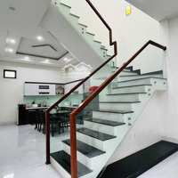 Bán Nhà Mới Đẹp Ô Tô Vào Sân, Để Lại Toàn Bộ Nội Thất- Hẻm Rộng Ô Tô 4 Chỗ Quay Đầu- Cẩm Lệ
