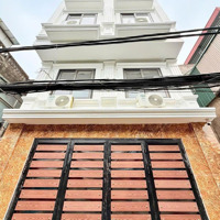 Căn Hộ Dịch Vụ Cho Thuê Giá Trị Cao Khách Ngõ Thông Gần Các Trường Đại Học Và Trung Tâm Thương Mại
