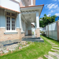 92 Tỷ Giảm Về 85 Tỷ! Bán Biệt Thự Đẹp Khu Compound Fideco Thảo Điền, Quận 2, Dtcn 384M2 Chỉ 85 Tỷ