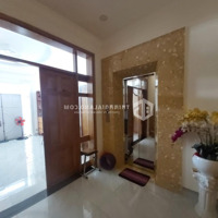 Bán Nhà Mặt Tiền Hồ Phường 2 Vũng Tàu, Giá Bán 35 Tỷ Thương Lượng