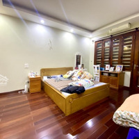 Phân Lô Hiếm Giảng Võ, Vỉa Hè, Ô Tô Tránh Đỗ, 3 Thoáng, 5T Thông Sàn, Mặt Tiền Vip, 90M2