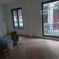 Bán Nhà Phố Hoàng Mai - 3 Bước Ra Oto - Thang Máy - 5 Tầng - 7 Tỷ