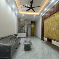 Nhà Mới Thang Máy Chạy Vù Vù Chỉ Nhỉnh 7 Tỷ Tại Hoàng Mai, Hà Nội
