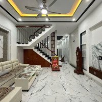 Chủ Đi Nước Ngoài Nên Bán Gấp Nhà Mặt Tiền Nguyễn Cửu Phú - 100M2