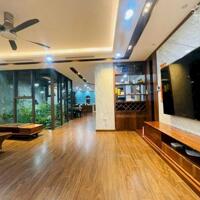 Mặt phố Garmuda Gardens 129m2, giá: 41.8 tỷ, mt: 5.5m, 4 tầng, vỉa hè 8m, ở và kinh doanh