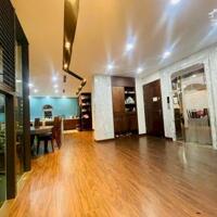 Mặt phố Garmuda Gardens 129m2, giá: 41.8 tỷ, mt: 5.5m, 4 tầng, vỉa hè 8m, ở và kinh doanh