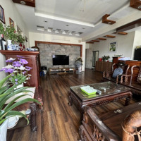 Chính Chủ Bán Căn Hộ 3 Phòng Ngủ 108M2 Đủ Nội Thất, Có Sổ Đỏ Tại 36 Nguyễn Hoàng