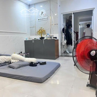 Nhà Đẹp Mặt Tiền 63M2 Thái Phiên, Q.11