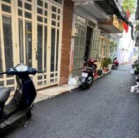 Ô TÔ MỘT TRỤC ,25M2, PHAN VĂN TRỊ P10 GV ,3tỷ2