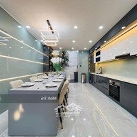 Cho Thuê Căn Hộ Everrich, Quận 11, Căn 147M2, 3 Phòng Ngủ Full, Giá 22 Tr/Th. Liên Hệ: 0939.125.171 Trà