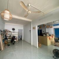 Chính chủ cần bán căn nhà góc 2 hẻm 433 Lê Đại Hành P11 Q11. DT 7,8x13,5m trệt 2 lầu, giá 13,8 tỷ