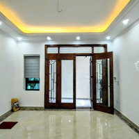 Căn Nhà 32M2*5 Tầng Mới Kính Coong Ngay Sân Bóng Cầu Đơ Cách Chợ Hà Đông Chỉ 200M