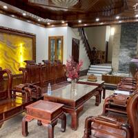 BÁN NHÀ 4,5 TẦNG, 7 PHÒNG NGỦ MẶT TIỀN ĐƯỜNG PHẠM VĂN ĐỒNG, CHỈ 8,8 TỶ
