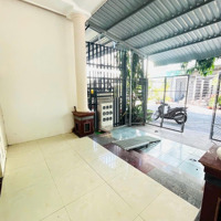 Cho Thuê Nhà Khu Nam Long - Xây Dựng, 2 Phòng Ngủ, Sân Cổng Rào, Đậu Oto, Đông Bắc