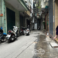 Phân Lô - 5 Tầng Thang Máy - Nhà Đẹp - Ở Ngay - Cách Nhà Ra Phố - Thiết Kế Tối Ưu