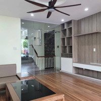 Nhà Đẹp 3 Tầng 2 Mặt Tiền Đường Tiểu La- Full Nội Thất Đang Cho Thuê 20 Triệu/Tháng