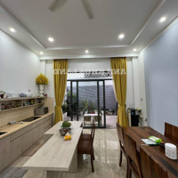 Nhà Mặt Tiền 1T1L Đường Cầu Xây 2-Sát Hoàng Hữu Nam 2 Xe Hơi Ngủ Trong Nhà- Diện Tích: 160M2 Giá Bán 12Tỷ