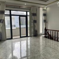 CHO THUÊ NHÀ MẶT TIỀN KHU DÂN CƯ NAM LONG GIÁ 10 TRIỆU THÁNG