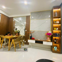 Rẻ - Cho Thuê Căn Hộ 2 Phòng Ngủ Full Nội Thất Xịn Chỉ 8,5 Triệu Chung Cư Cao Cấp Lê Phong