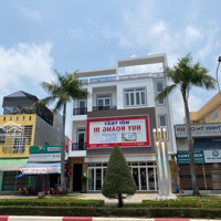 Bán Nhà 1 Trệt 2 Lầu Mặt Tiền Kinh Doanh Đừơng Cách Mạng Tháng 8, Long Hương, Tp Bà Rịa