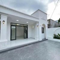 Bán nhà 3 phòng ngủ gần Bệnh viện đa khoa tỉnh Vĩnh Long