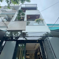 Nhà Mặt Tiền Hải Châu - Gần Chợ Đêm Helio - Công Viên Châu Á. Ô Tô Đậu Đỗ Trước Nhà