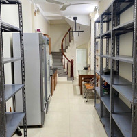 Mặt Phố Kinh Doanh Sầm Uất Giáp Bát, Hoàng Mai: 32M* 4 Tầng* Giá Bán 9,5 Tỷ