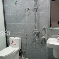 Bán Nhà Nguyễn Văn Cừ Đối Diện Bến Xe