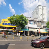 Nguyên Căn 417-419 Lũy Ban Bích. Diện Tích: 6.5Mx25M, 1Lầu. Nhà Mới. Giá 50 Triệu/Tháng