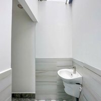 Nhà trệt lửng 2 phòng ngủ, cách trường đại học Y Dược 900m