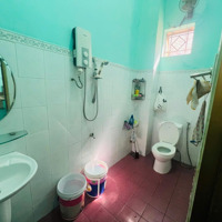 Nhà P.hoà Bình Gần Sân Banh Biên Hoà 3,9 Tỷ Đường Xe Hơi Né Nhau 94M2 Nay Là P.quang Vinh